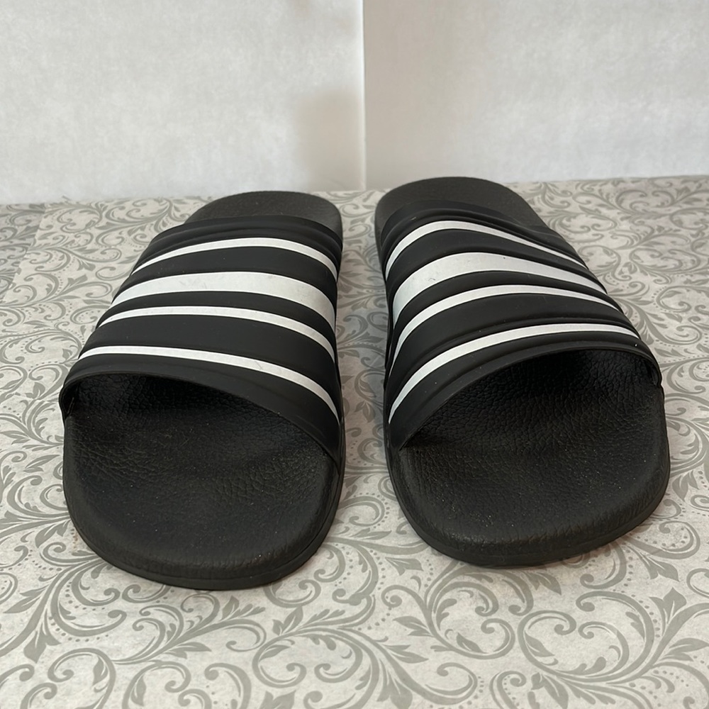 Danward mens slides size 43 in excellent preowned condition, made in Italy 🇮🇹
